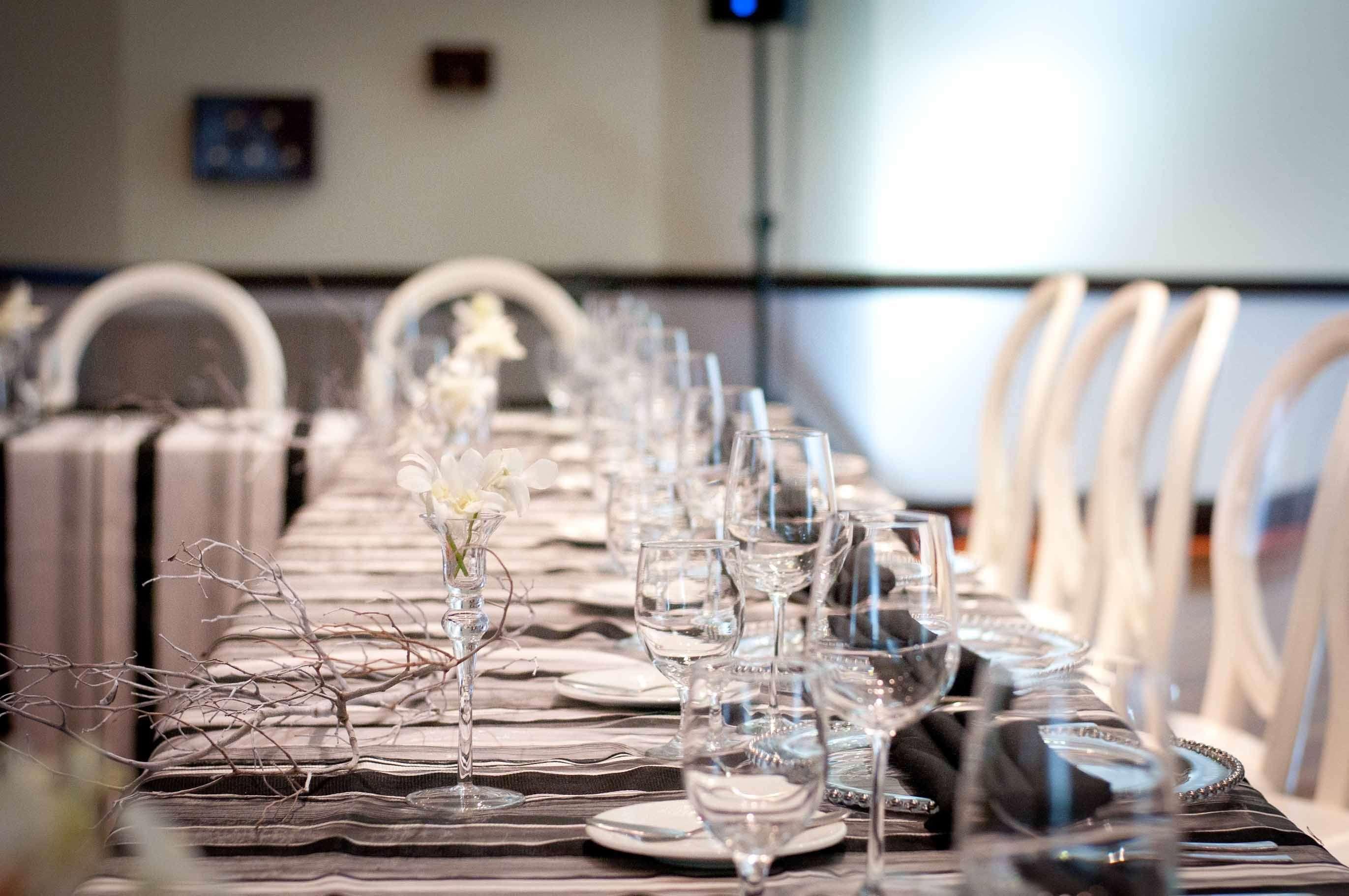 Radisson San Jose-Costa Rica Hotel Exterior photo A table set for a wine tasting