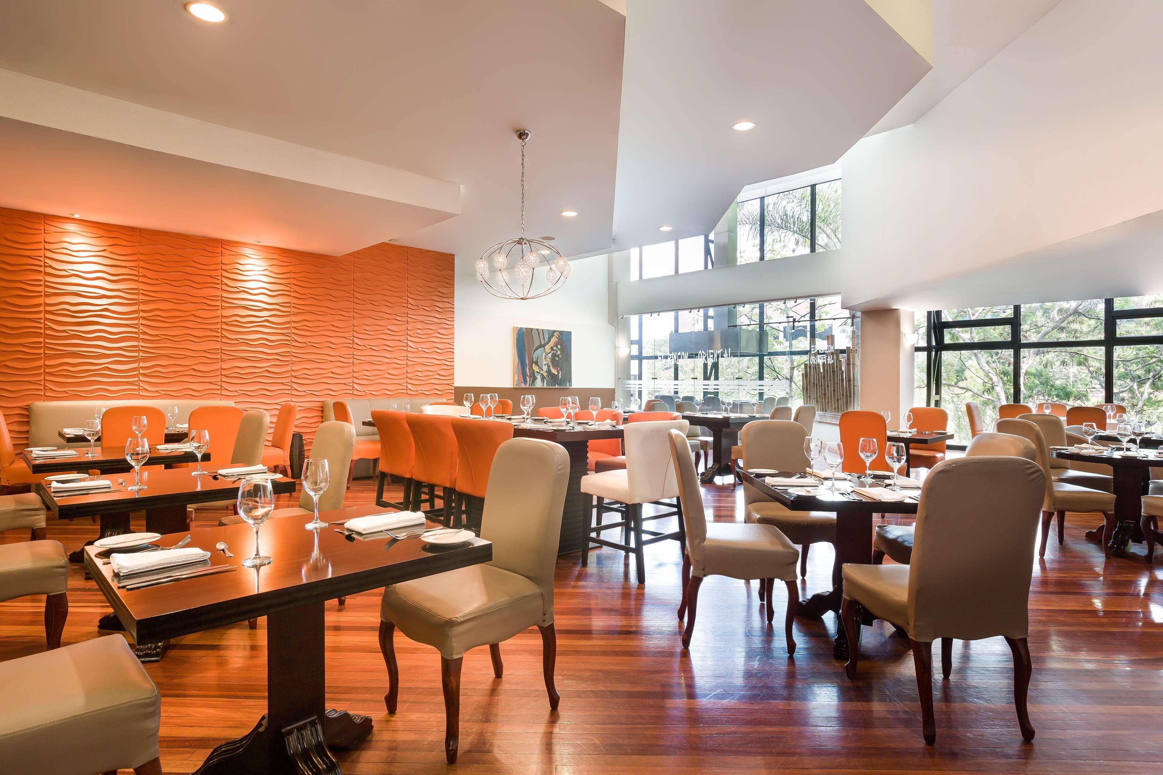 Radisson San Jose-Costa Rica Hotel Exterior photo The restaurant